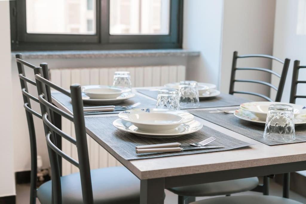 Historical Suite - Pieno Centro - Porta Nuova- Piazza Castello 토리노 외부 사진